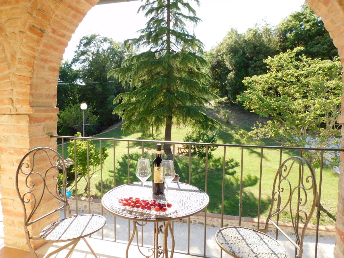 Casa Vacanze Senesi San Gimignano Eksteriør bilde